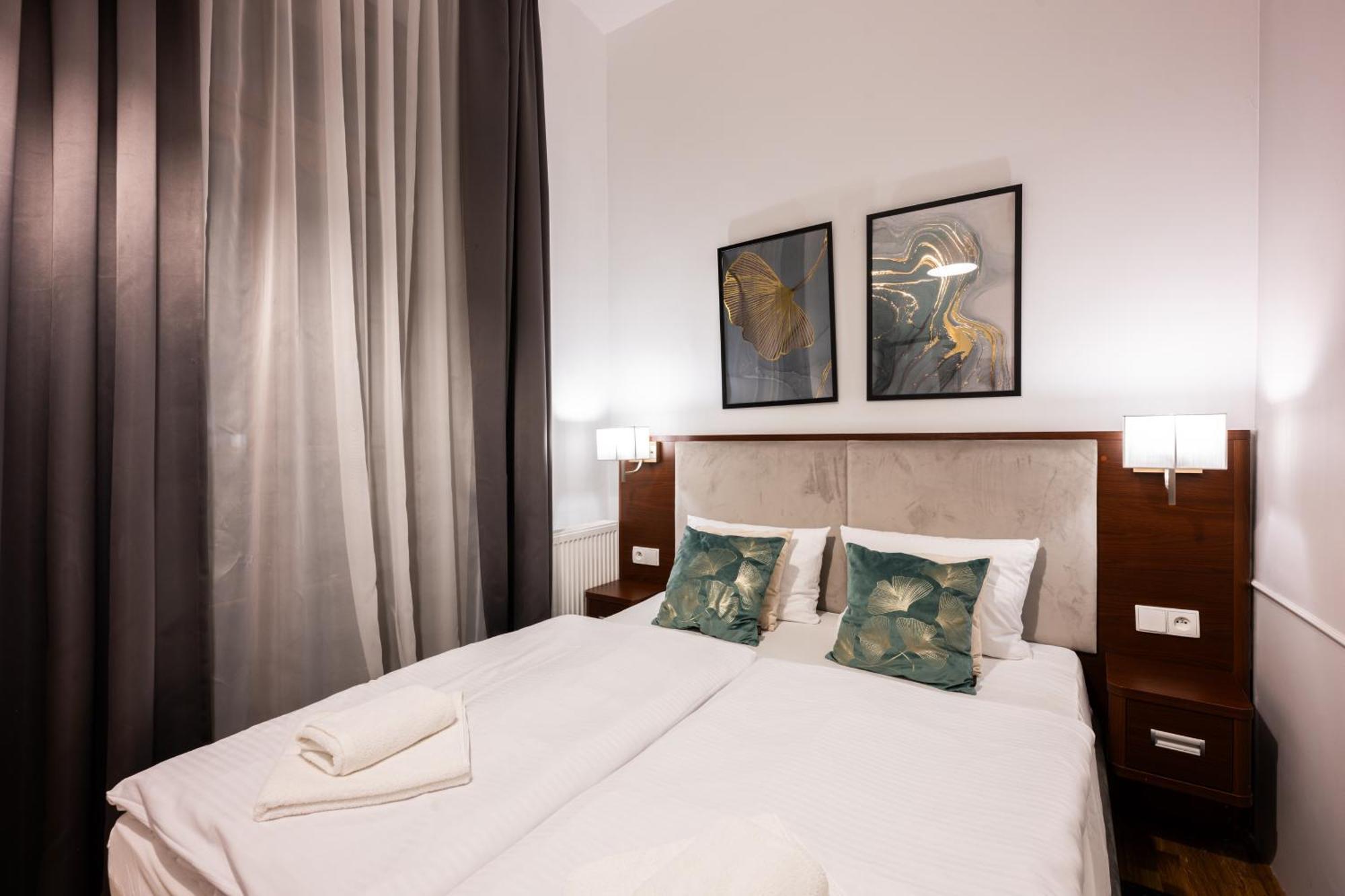 On/Set Aparthotel Krasków Εξωτερικό φωτογραφία
